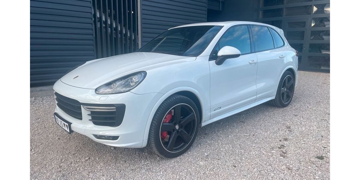 Porsche Cayenne 145.000 km 35.900 &euro; Otterfing 83624