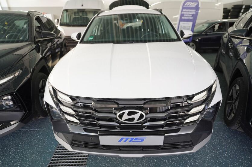 Hyundai TUCSON 2.000 km 28.740 € Kirchheim bei München 85551