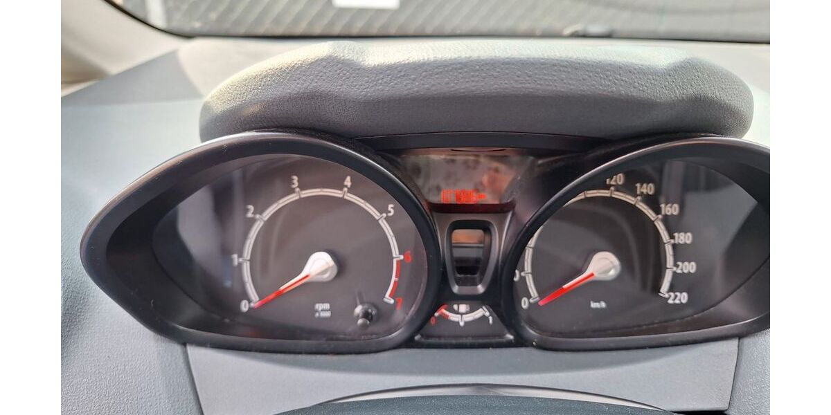 Ford Fiesta 107.886 km 2.675 &euro; Gröbenried 85232