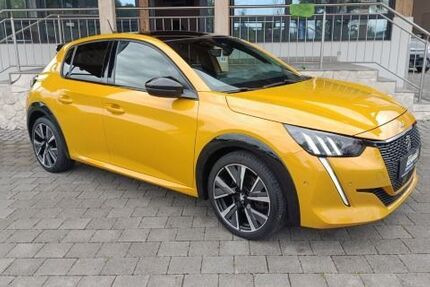 Peugeot 208 78.000 km 14.460 &euro; Höhenkirchen-Siegertsbrunn 85635