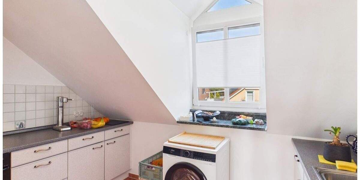 Etagenwohnung München / Allach-Untermenzing Allach-Untermenzing - 4 Zimmer, 110 m&sup2;, 2.160&euro; | Angebot:25879953