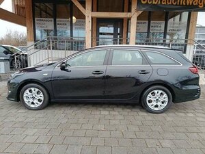 Kia Ceed SW / ceed SW CEED SW 1.5T 140 DCT7 VISION STD 19.056 km 22.990 &euro; Höhenkirchen-Siegertsbrun 85635