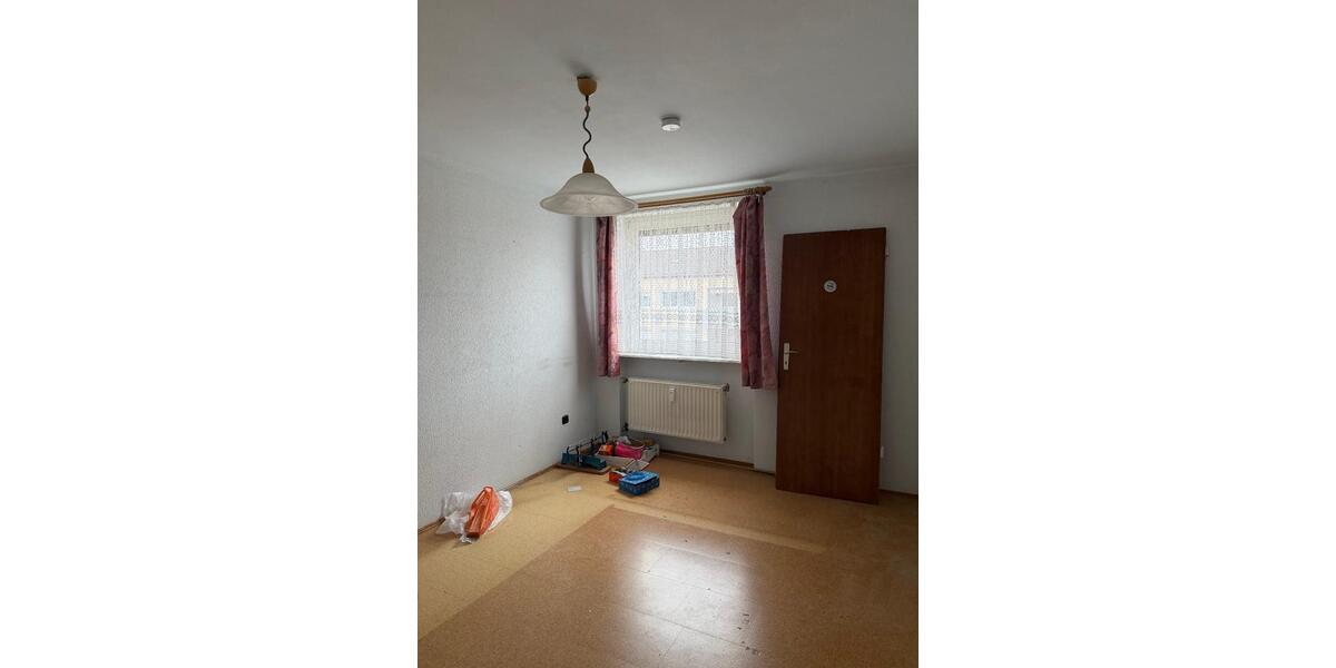 4 Zimmer Wohnung mit Einbauküche und Loggia - 85m² 4 zimmer