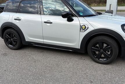 Mini Countryman SE (Cooper) 55.500 km 25.500 &euro; Kirchseeon 85614