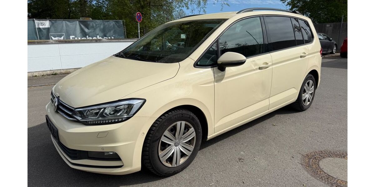 VW Touran 316.574 km 6.900 &euro; Emmering 82275