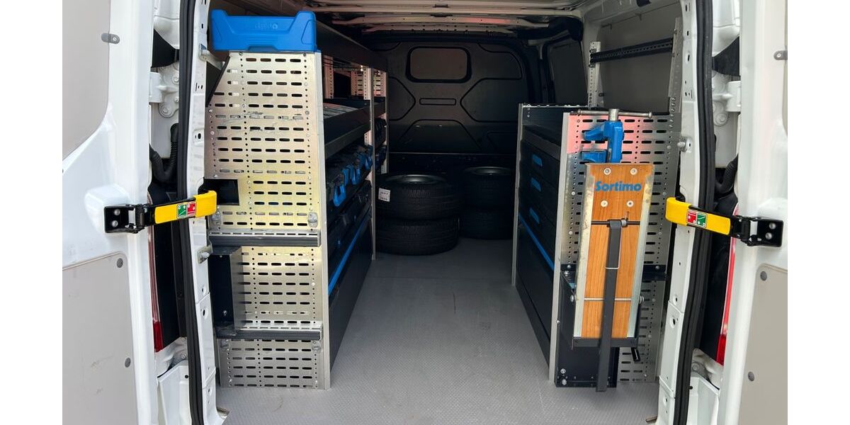 Ford Transit Custom 78.374 km 19.990 &euro; München 81825