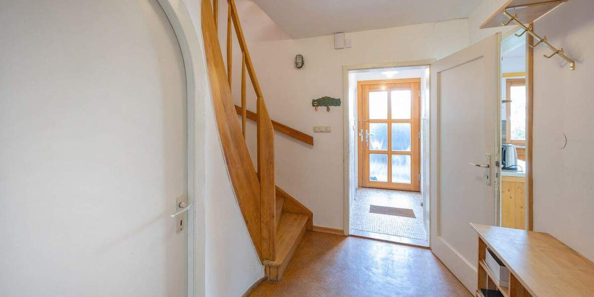 Reihenendhaus Fürstenfeldbruck - 8 Zimmer, 200 m&sup2;, 940.000&euro; | Angebot:25691105