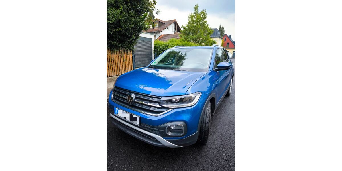 VW T-Cross 30.000 km 20.699 &euro; München 80935