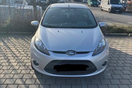 Ford Fiesta 143.000 km 2.500 &euro; München 81547