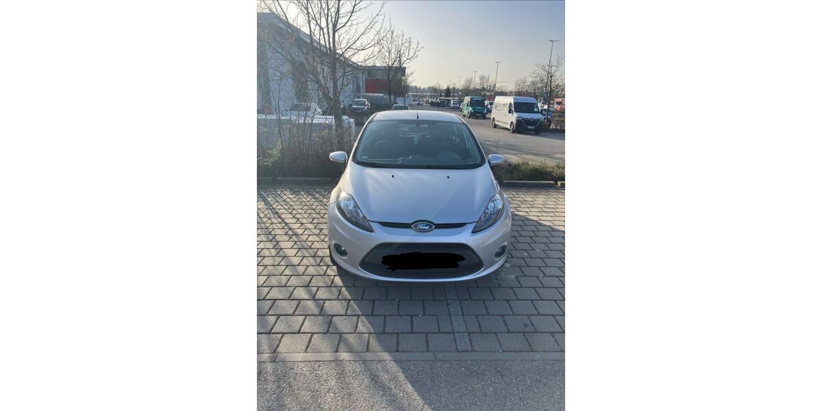 Ford Fiesta 143.000 km 2.500 &euro; München 81547