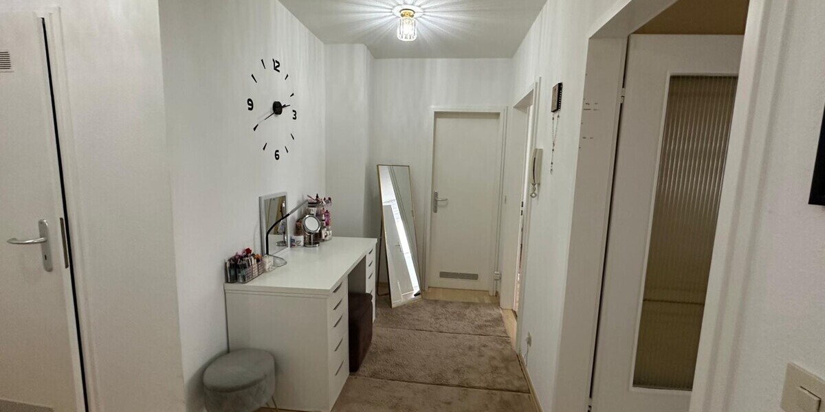 ***BEZUGSFREI AB1.7.26*** Charmante 2-Zimmer-Wohnung mit Südbalkon und Alpenblick in Unterhaching - Etagenwohnung Unterhaching | Angebot:26461653