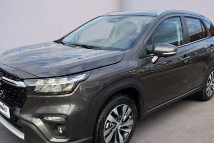 Suzuki (SX4) S-Cross 5.228 km 29.990 € Höhenkirchen-Siegertsbrunn 85635