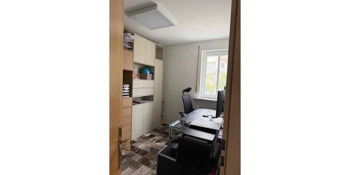 Reihenmittelhaus München Allach-Untermenzing - 5 Zimmer, 95 m&sup2;, 890.000&euro; | Angebot:26150660