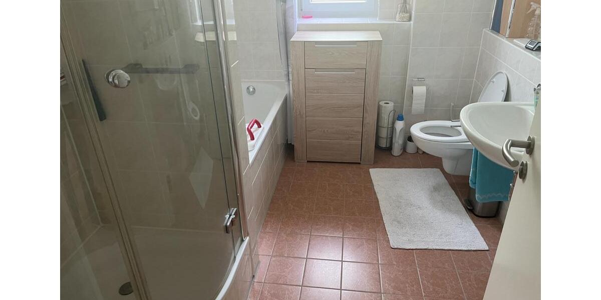 Dachgeschoßwohnung München Bogenhausen - 4 Zimmer, 112 m&sup2;, 1.280.000&euro; | Angebot:25943088