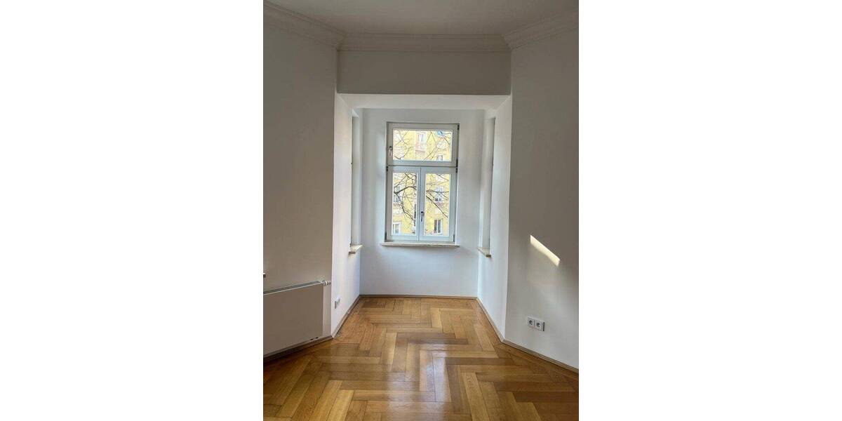 Etagenwohnung München Au-Haidhausen - 3 Zimmer, 84 m&sup2;, 2.450&euro; | Angebot:26920093