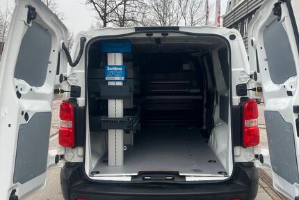 Opel Vivaro 99.250 km 16.890 &euro; München 81825