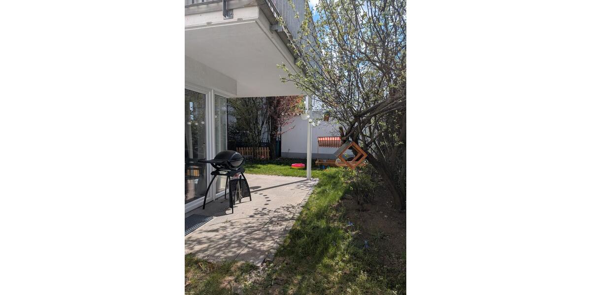 Erdgeschoßwohnung Unterhaching - 4 Zimmer, 130 m&sup2;, 2.600&euro; | Angebot:26272781