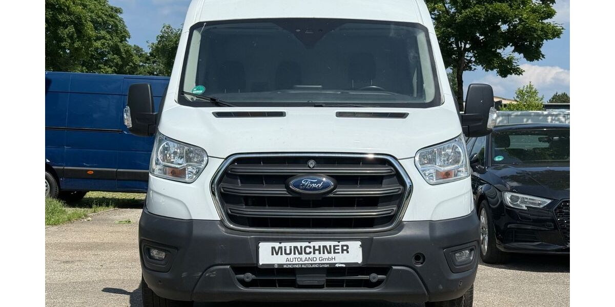 Ford Transit 155.000 km 9.900 &euro; München 81243