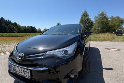 Toyota Avensis 65.900 km 18.500 &euro; Kirchseeon 85614