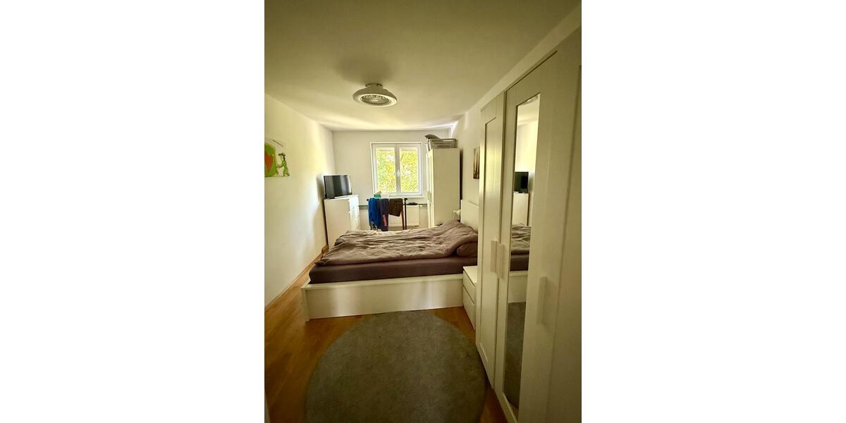 Dachgeschoßwohnung München Bogenhausen - 2 Zimmer, 50 m&sup2;, 766&euro; | Angebot:26425736
