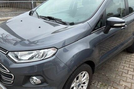 Ford EcoSport 63.900 km 8.990 &euro; Puchheim bei München 82178