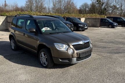 Skoda Yeti 130.572 km 3.990 &euro; München 81245