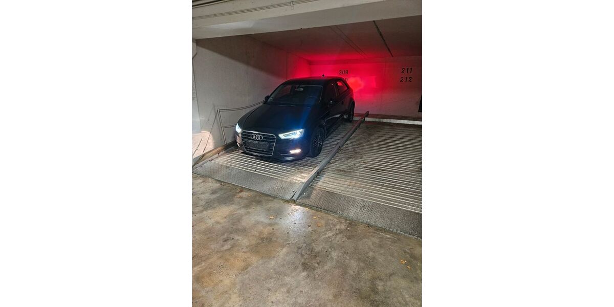 Audi A3 280.000 km 5.900 &euro; München 81249
