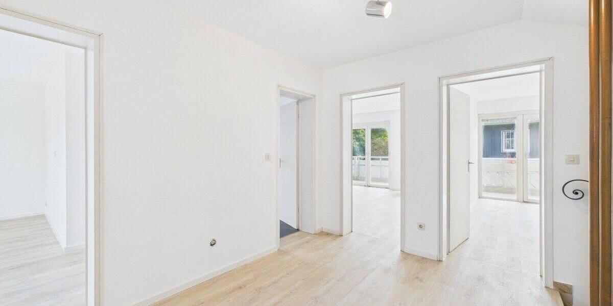 Doppelhaushälfte Germering - 4 Zimmer, 157 m&sup2;, 2.500&euro; | Angebot:23565010
