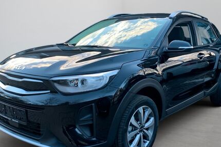 Kia Stonic 2.400 km 18.980 &euro; München 81825