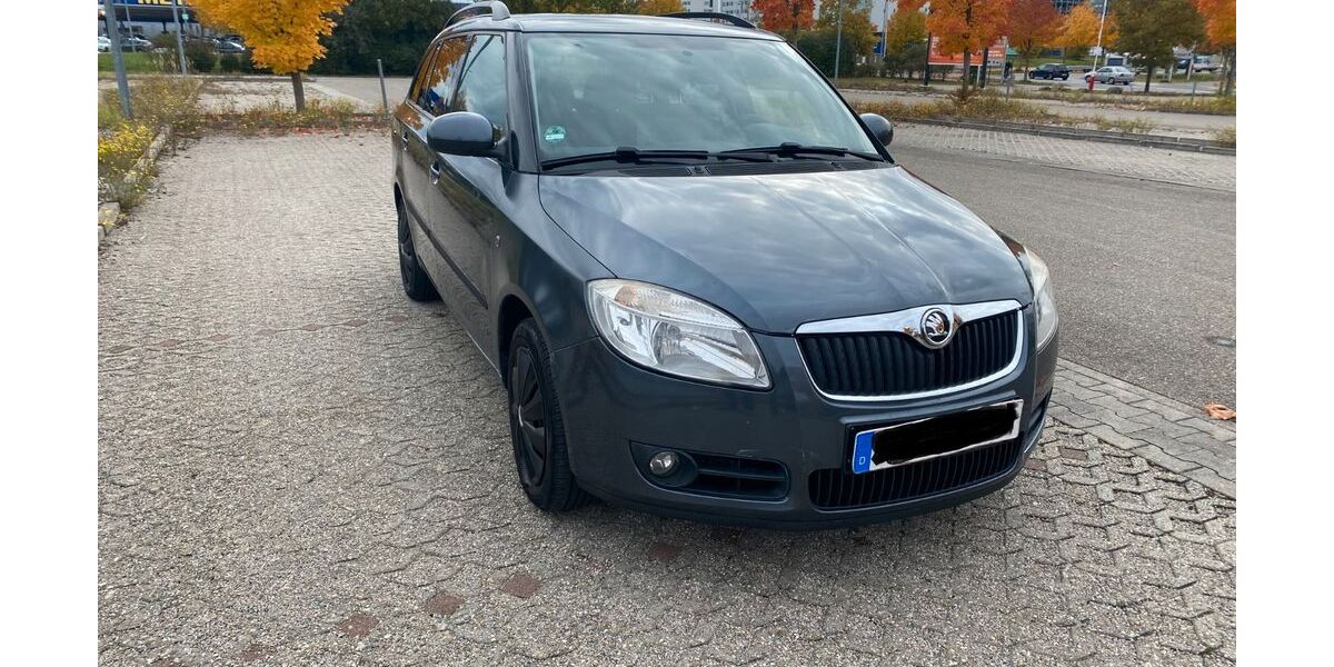 Skoda Fabia 198.765 km 1.090 &euro; München 81243