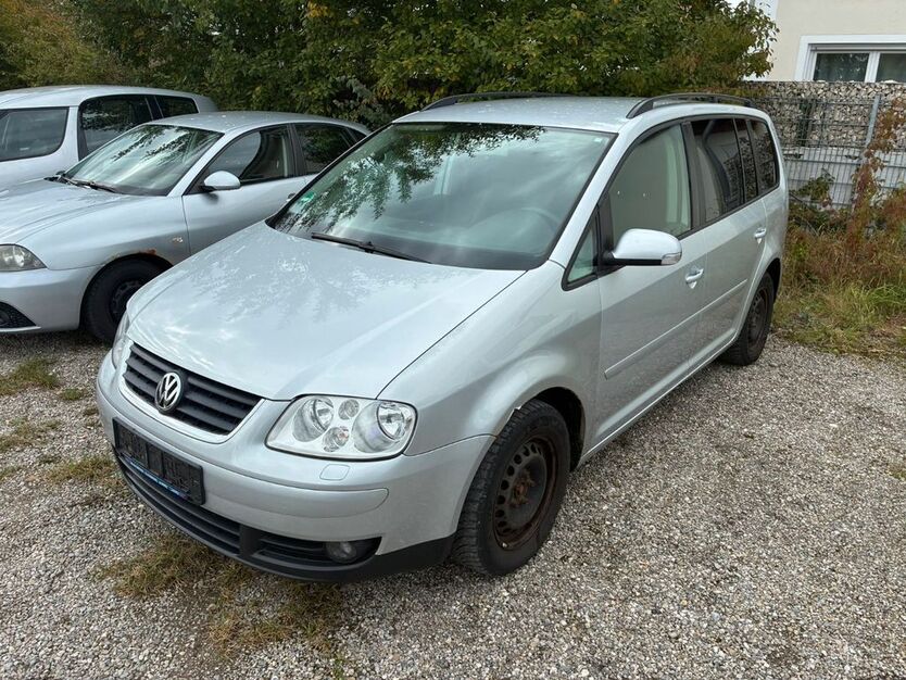VW Touran 256.200 km 990 € Hofolding (Bei München) 85649