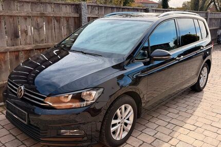 VW Touran 145.673 km 10.500 &euro; Brunnthal 85649