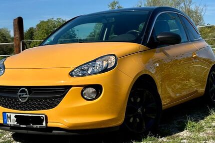 Opel Adam 84.300 km 9.999 &euro; München 81737