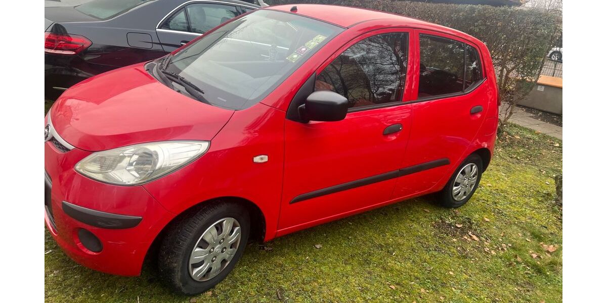Hyundai i10 137.000 km 1.590 € München 80937