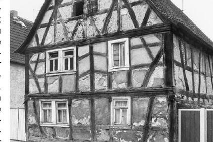 Haus Germering - 7 Zimmer, 204 m&sup2;, 111.000&euro; | Angebot:26616671