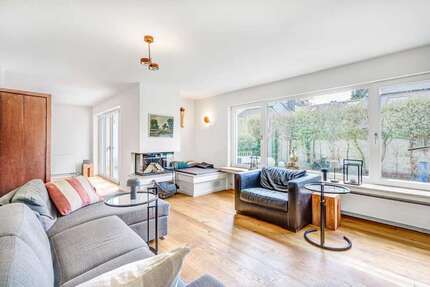 Haus Grünwald - 8 Zimmer, 242 m&sup2;, 2.480.000&euro; | Angebot:25442859