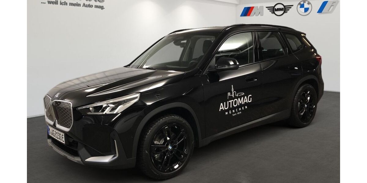 BMW iX1 4.661 km 46.390 &euro; München 81827