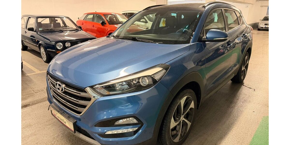 Hyundai TUCSON 180.000 km 12.600 &euro; München 81825