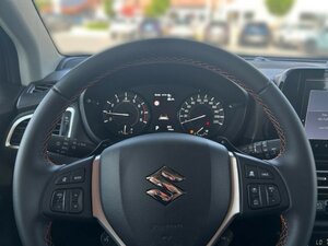 Suzuki S-CROSS 1.4 COMF.+ X-ITE ALLGRIP 6AT 1.500 km 30.990 &euro; Höhenkirchen-Siegertsbrun 85635