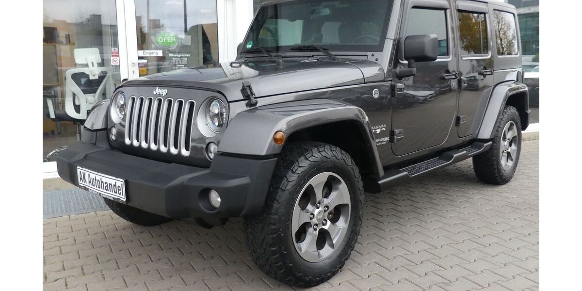 Jeep Wrangler 99.990 km 31.790 &euro; München 80687