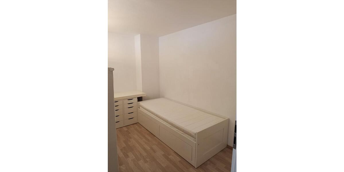 Etagenwohnung München Feldmoching-Hasenbergl - 2.5 Zimmer, 57 m&sup2;, 375.000&euro; | Angebot:26767574