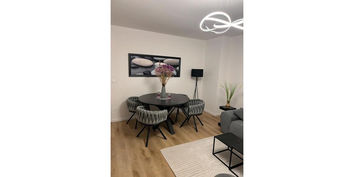 WG-Zimmer m. eigenem Balkon-90m2-möbliert-2er-WG, Olymp.West 3 zimmer