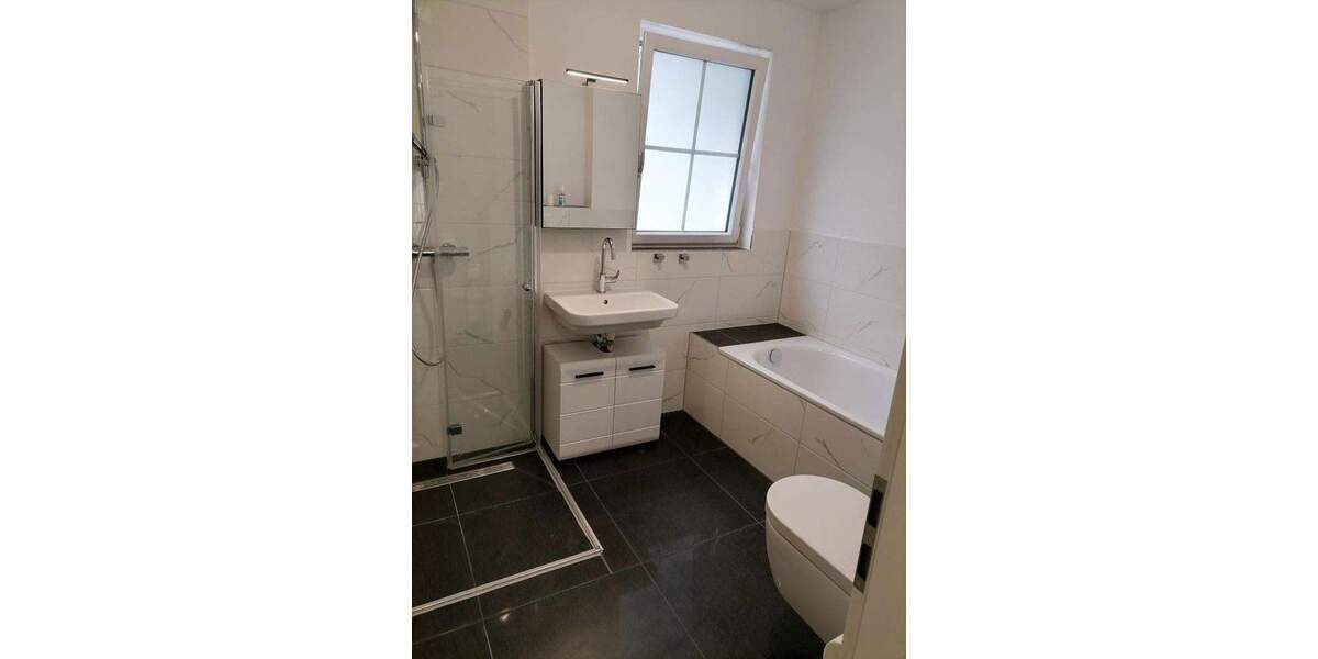 Tolles Walmdach-DHH in Gilching 7 zimmer