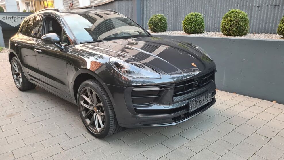 Porsche Macan 56.800 km 64.999 € München 80689