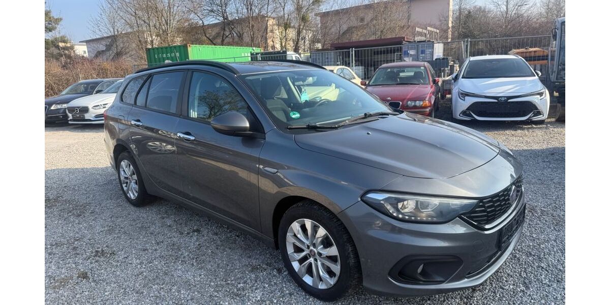 Fiat Tipo 184.000 km 5.900 &euro; München 81245