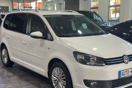 VW Touran 111.686 km 10.850 &euro; München 81829