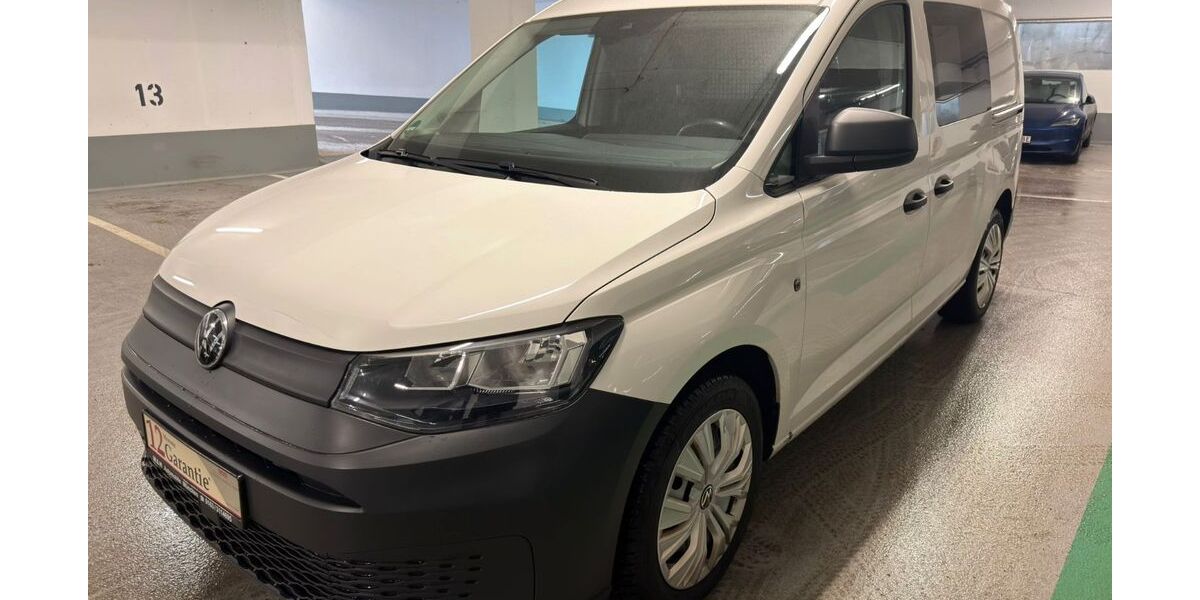 VW Caddy Maxi 111.869 km 16.100 &euro; München 81825