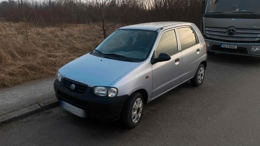Suzuki Alto 62.470 km 700 &euro; München 80999