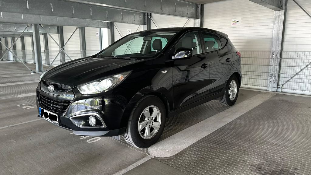 Hyundai ix35 149.000 km 8.000 &euro; München 81249