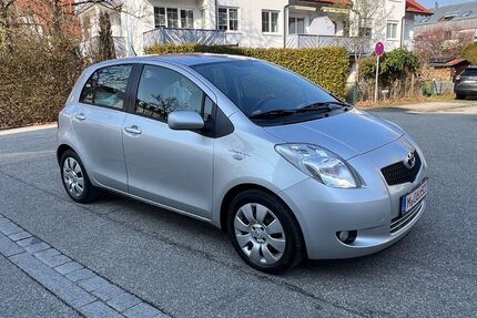 Toyota Yaris 144.000 km 2.450 &euro; Hohenbrunn 85521